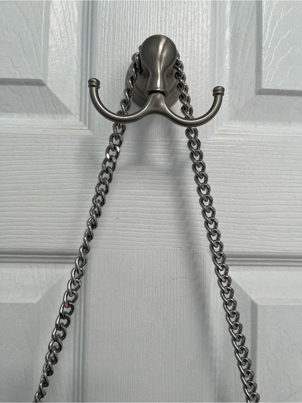 Michael Kors Distressed Leather Chain Trim Shoulder Clutch HandBag - Picture 3 of 17